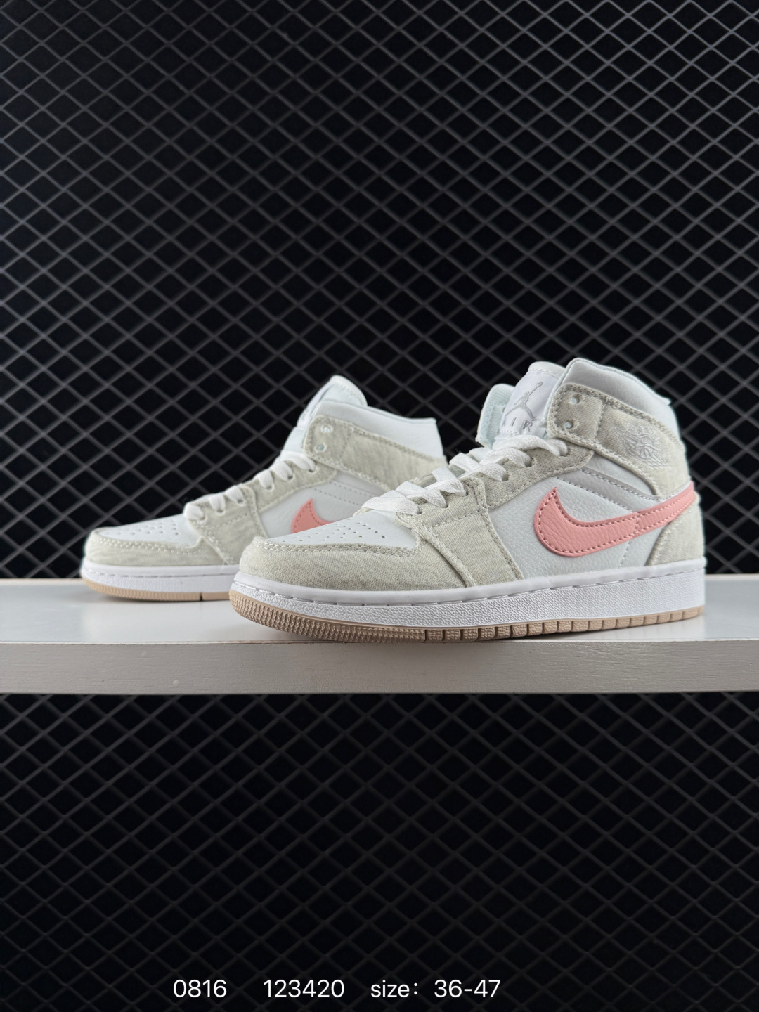 Air Jordan 1 Mid “Bred Toe”